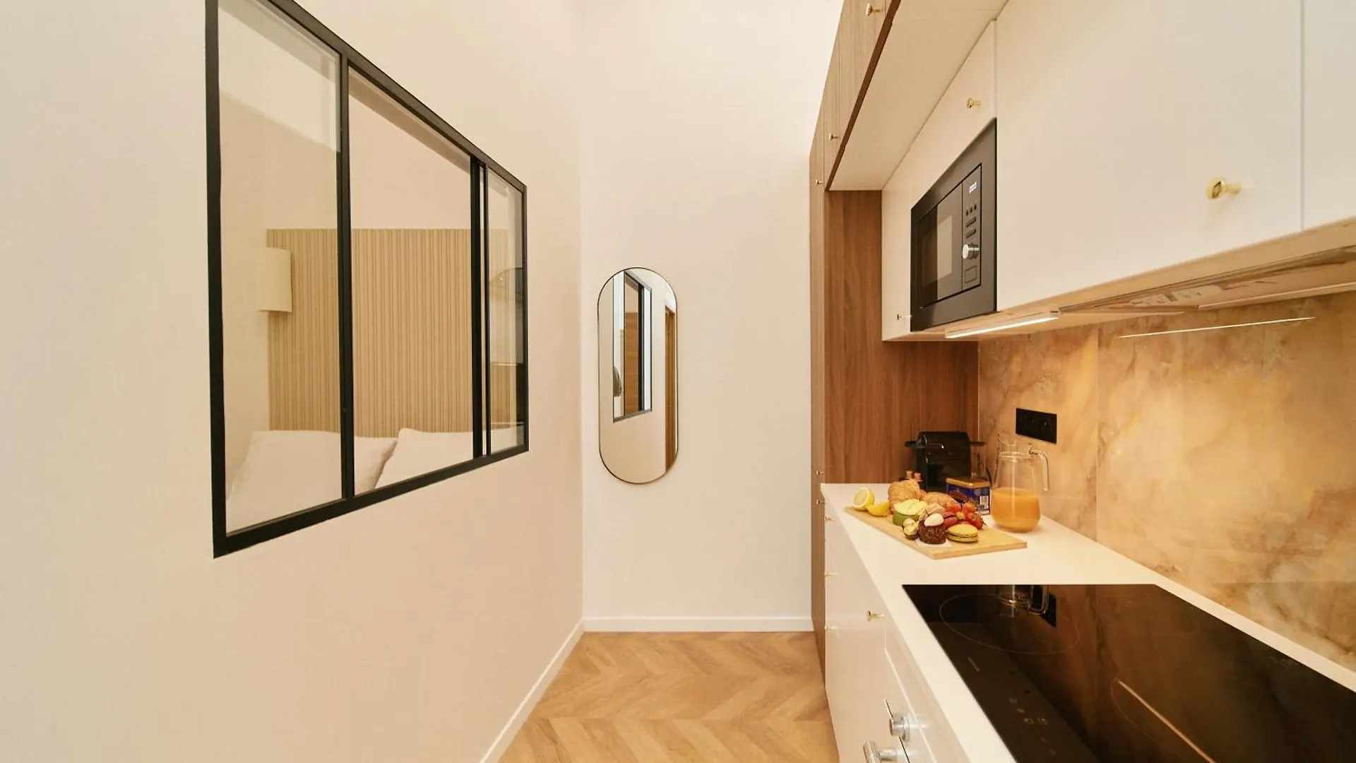 Appartement Lavie Maison Glass Roof Flat- Ac Hot Tub Parijs Frankrijk